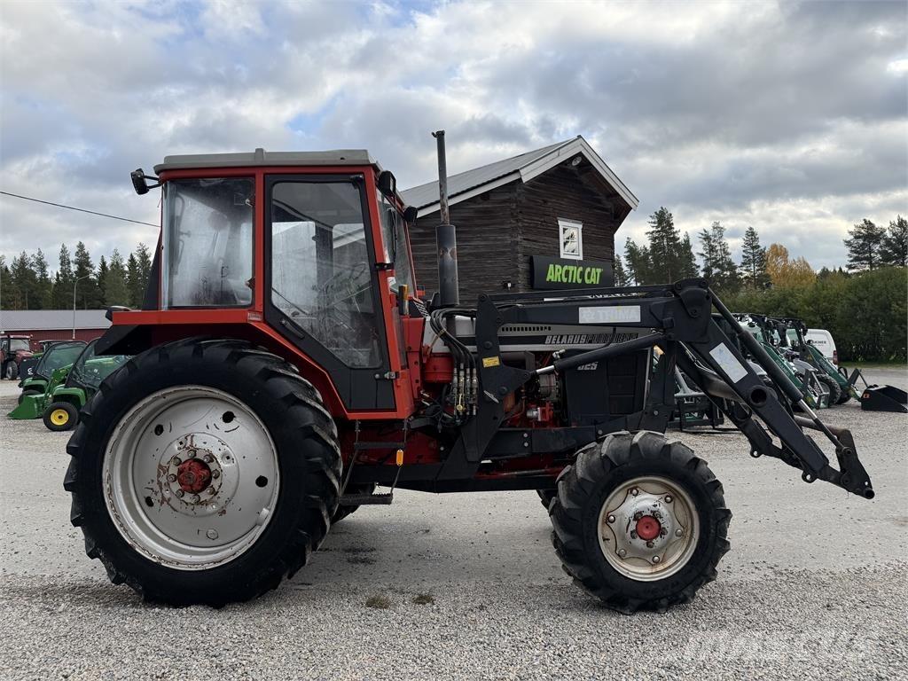Belarus 825 Tractoren