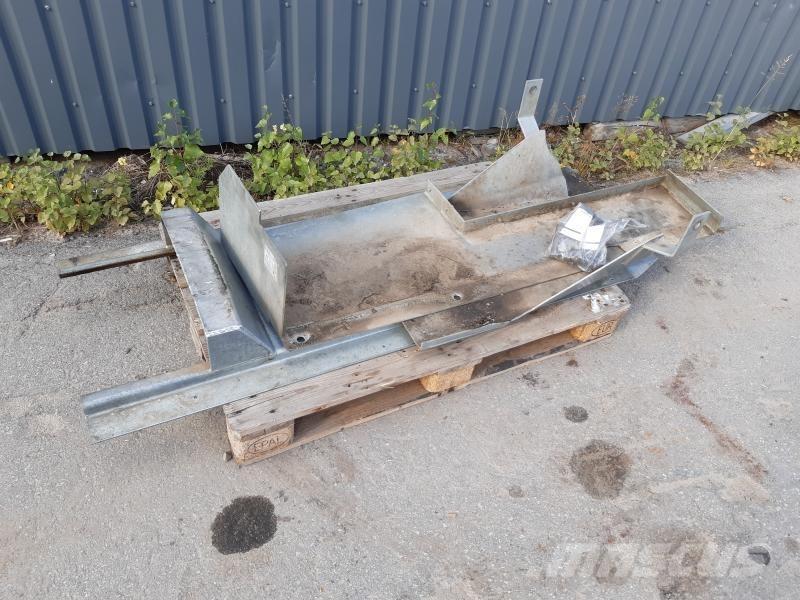  BUKPLÅT MF 5420 Overige accessoires voor tractoren