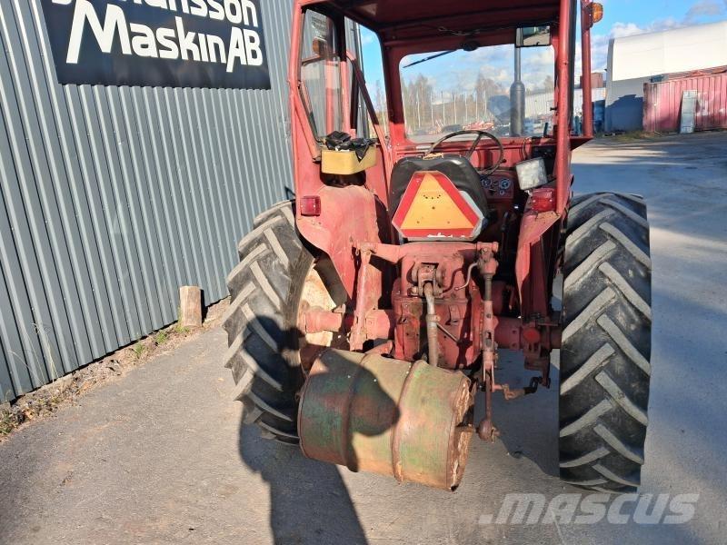 International 414 Tractoren