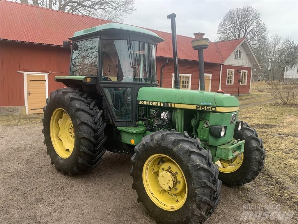 John Deere 2650 Tractoren
