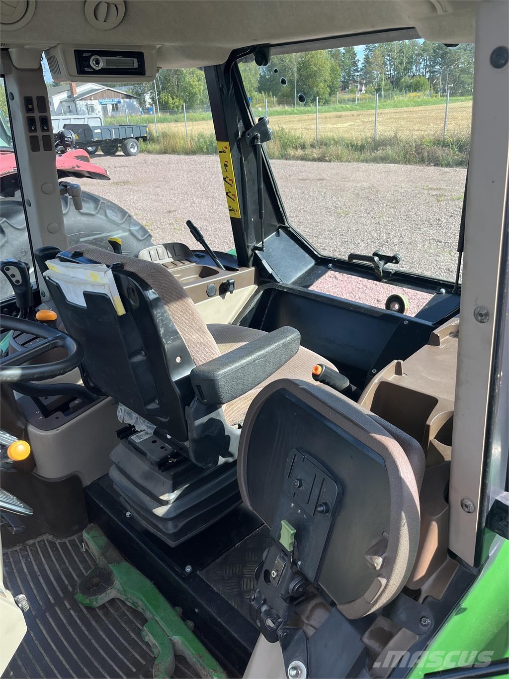 John Deere 5620 Tractoren