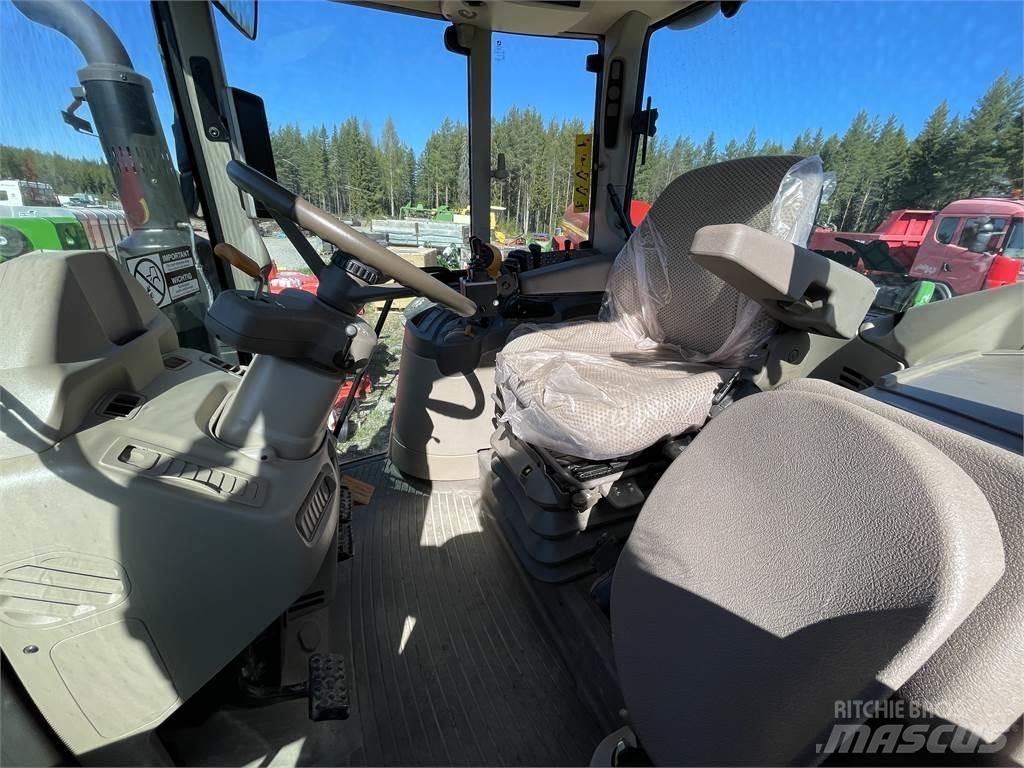 John Deere 6090M Tractoren