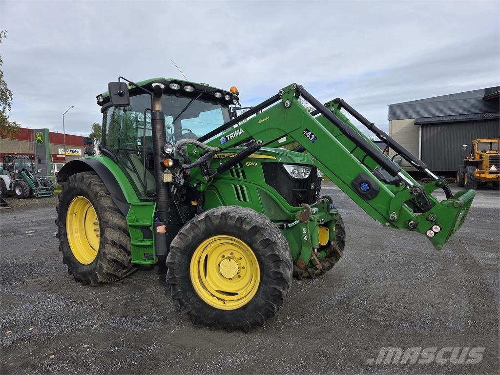 John Deere 6125R Tractoren