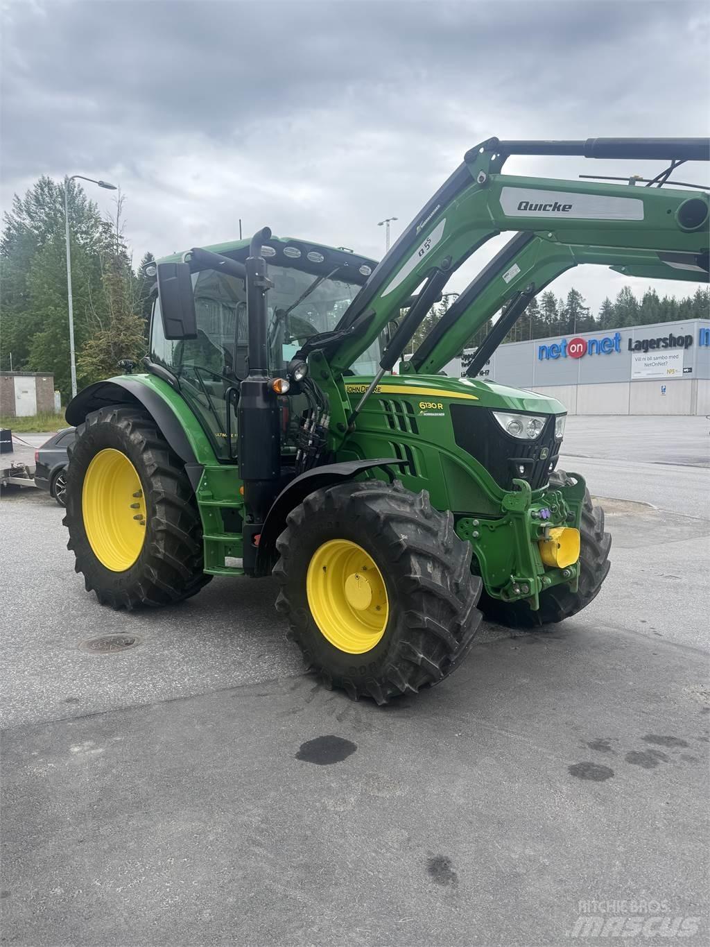 John Deere 6130R Tractoren