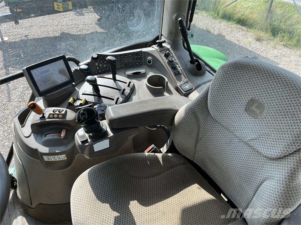 John Deere 6140R Tractoren