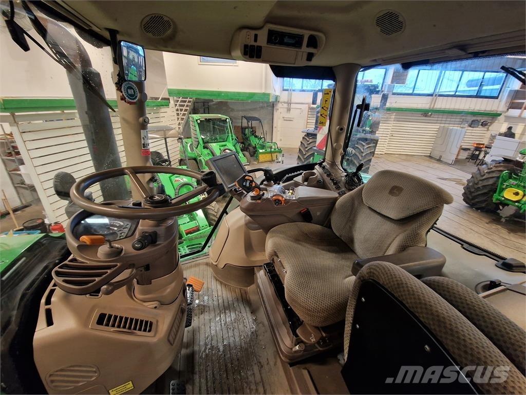 John Deere 6215R Tractoren