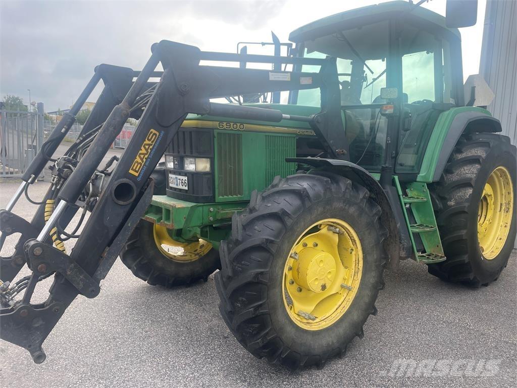 John Deere 6900 TRAKTOR Tractoren