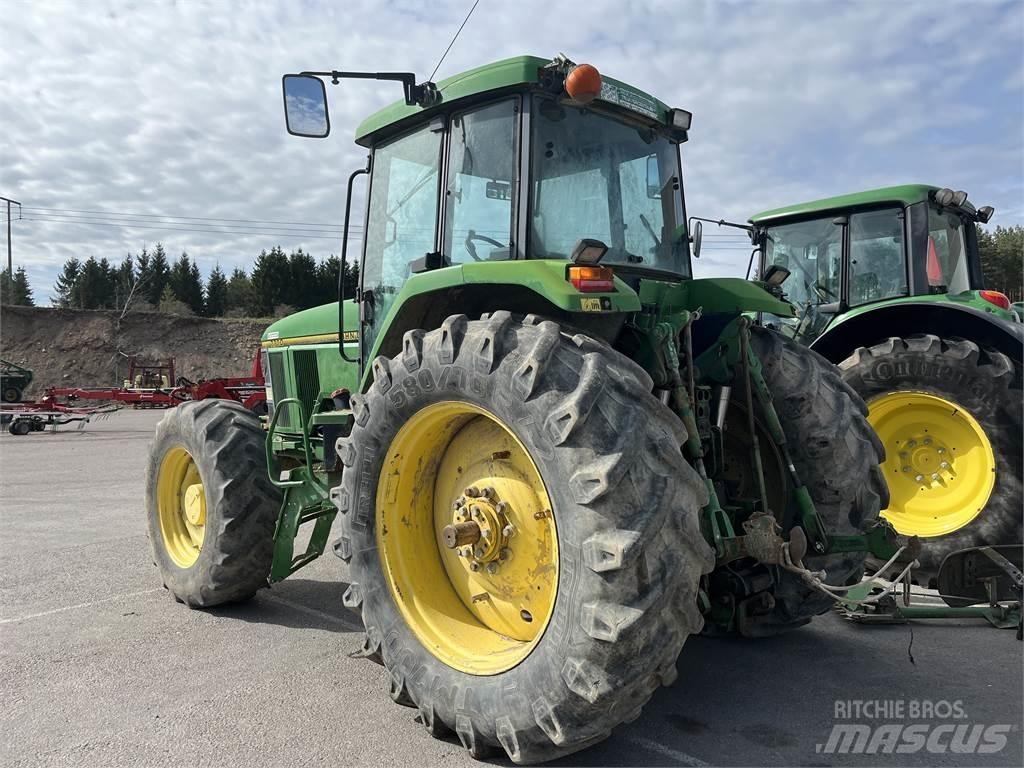 John Deere 7700 Tractoren