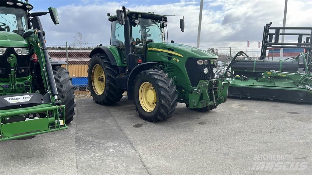 John Deere 7730 Tractoren