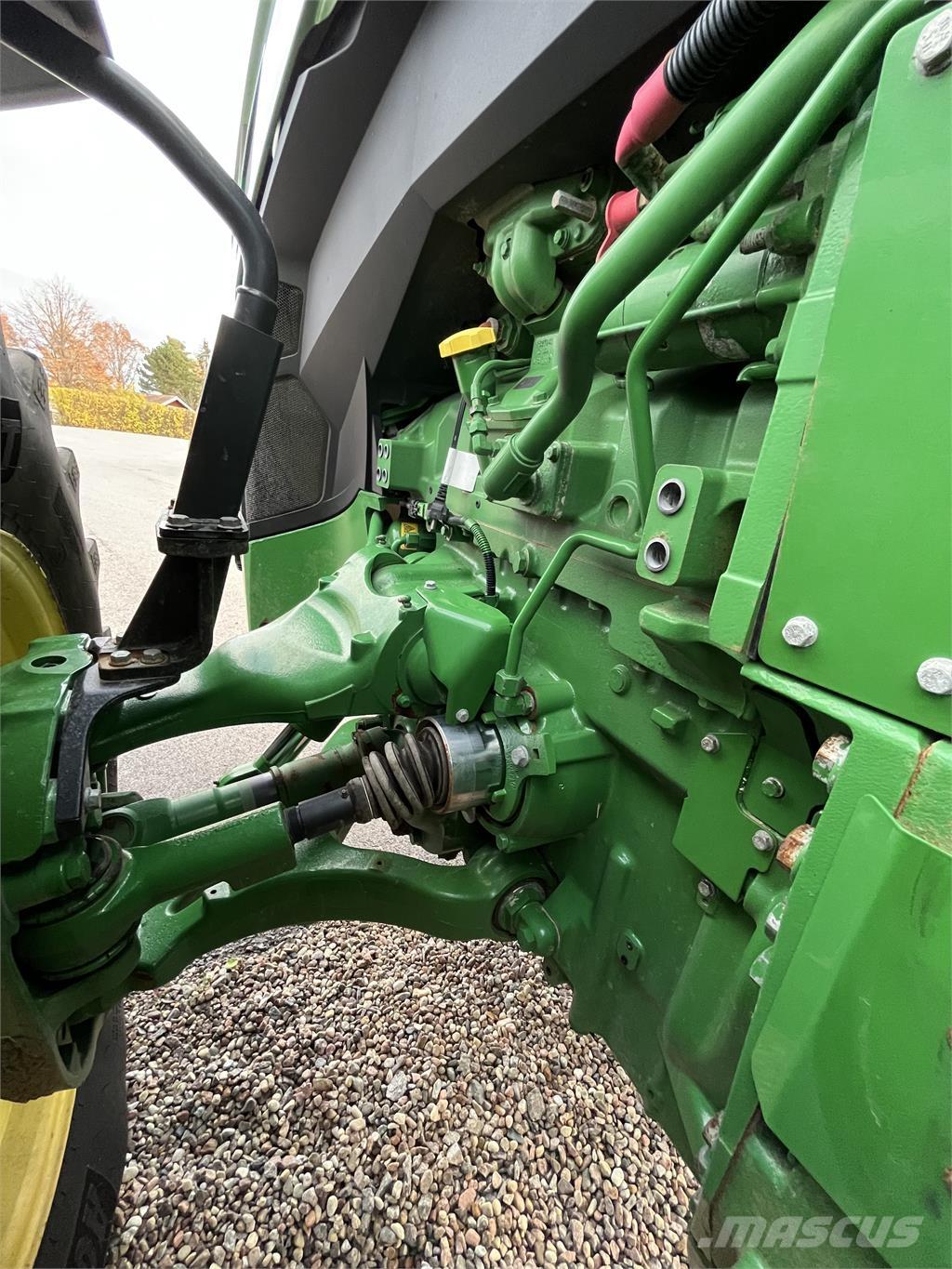 John Deere 8R 370 Tractoren