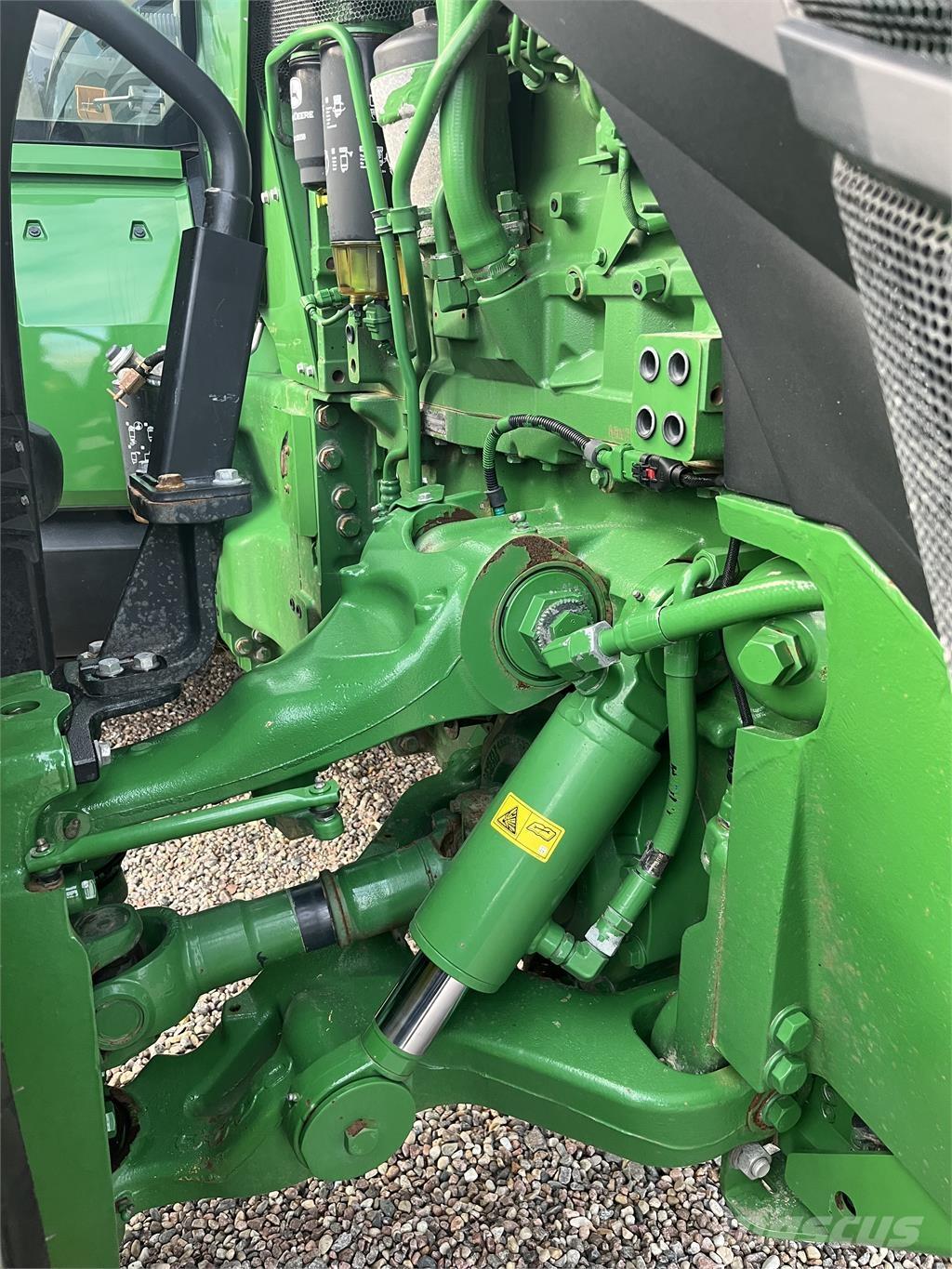 John Deere 8R 370 Tractoren