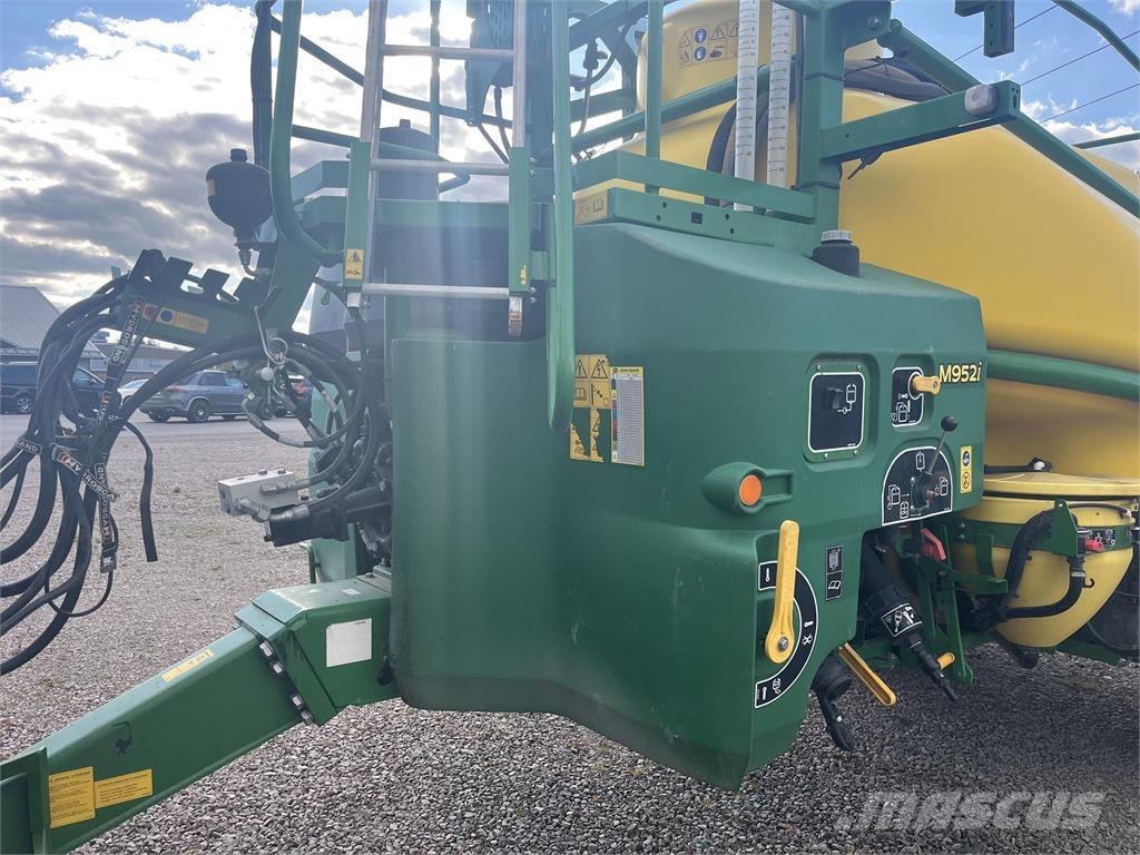 John Deere M952 Getrokken spuitmachines