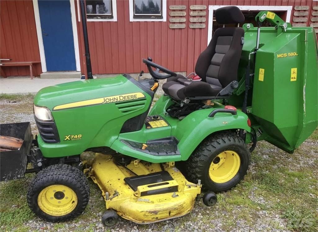 John Deere x748 Rijmaaiers