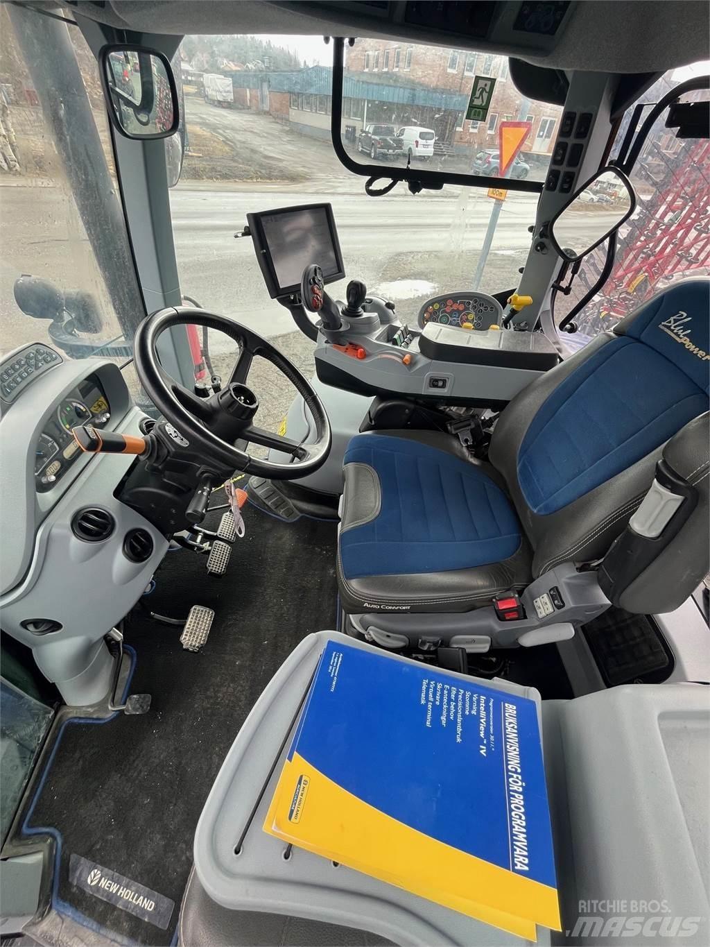New Holland T7.225 Tractoren