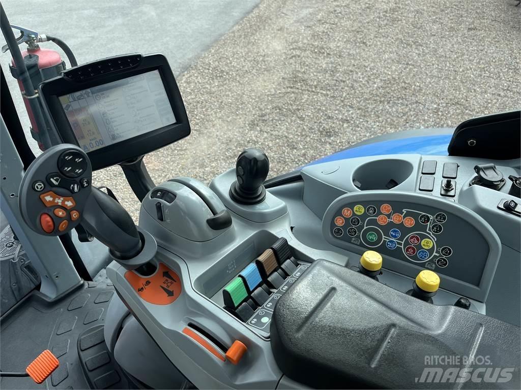 New Holland T7.270 Tractoren