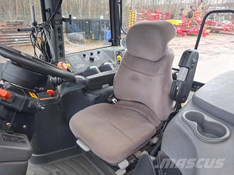 New Holland TM 190 Tractoren