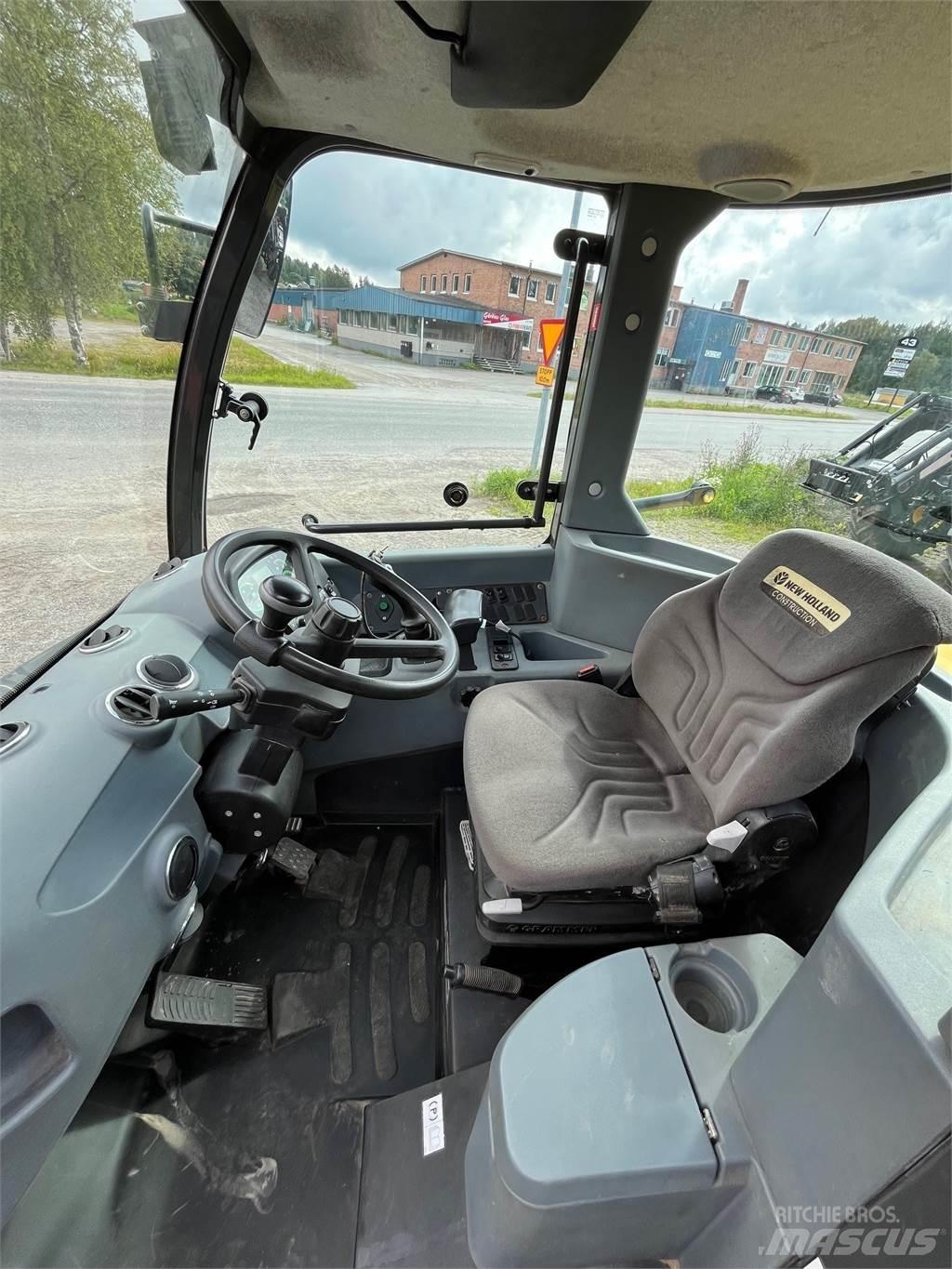 New Holland W70C Wielladers