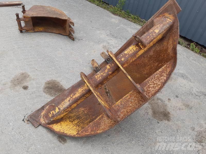  PROFILSKOPA MF 50R Rupsgraafmachines