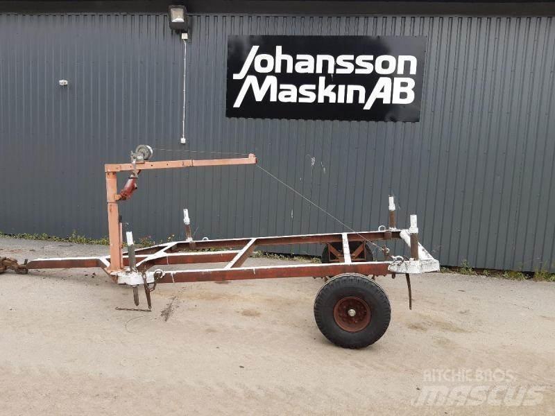  Skogvagn med vinch Bosbouwaanhangers
