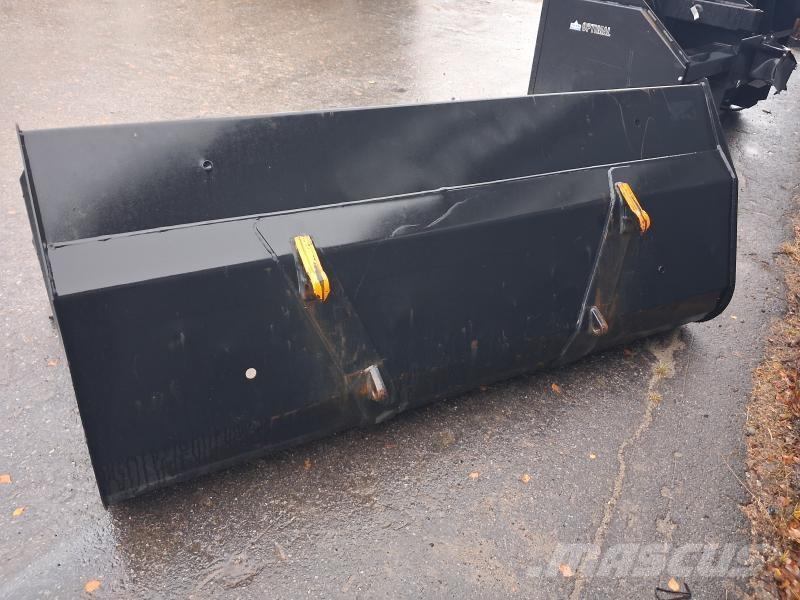  SNÖSKOPA ÅLÖ 220 EURO Overige accessoires voor tractoren