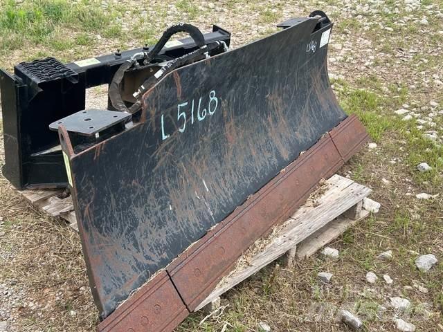 CAT 72 Dozer Blade Bakken