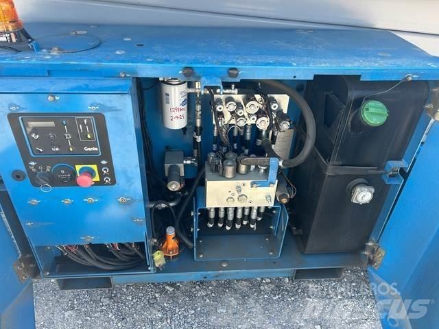 Genie GS3369 RT Schaarhoogwerkers