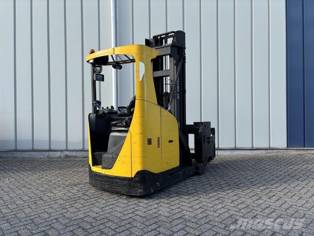 BT VRE150 Reachtruck voor hoog niveau
