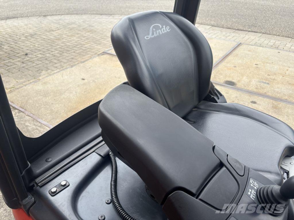 Linde E15-02 Elektrische heftrucks