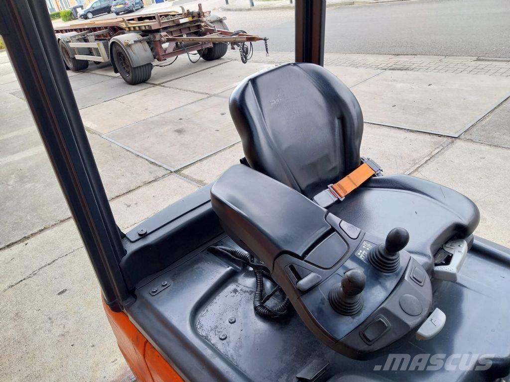 Linde E20L-02 Elektrische heftrucks