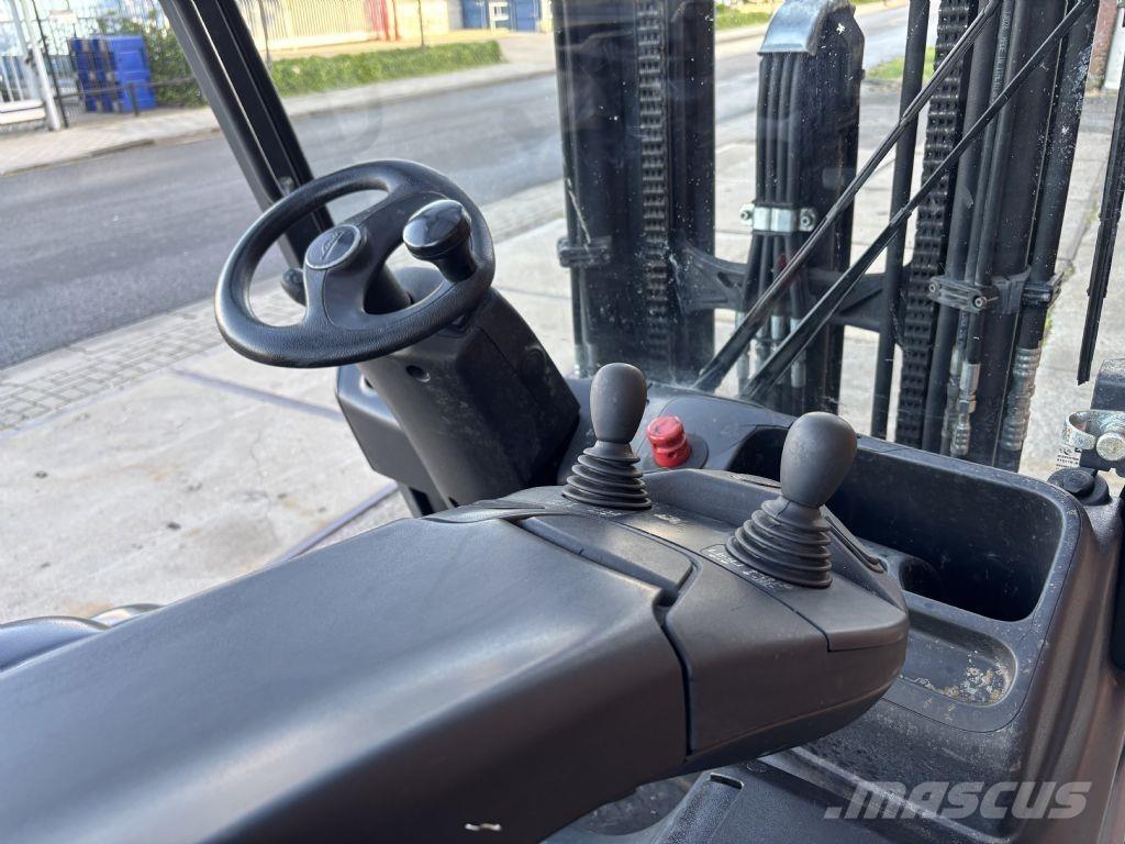 Linde E25HL-01/600 Elektrische heftrucks