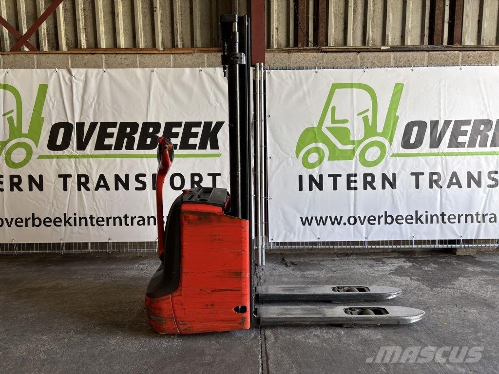 Linde L12i Meeloop stapelaar
