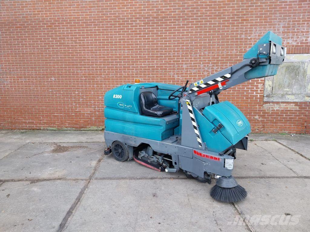 Tennant 8300 Veegmachines