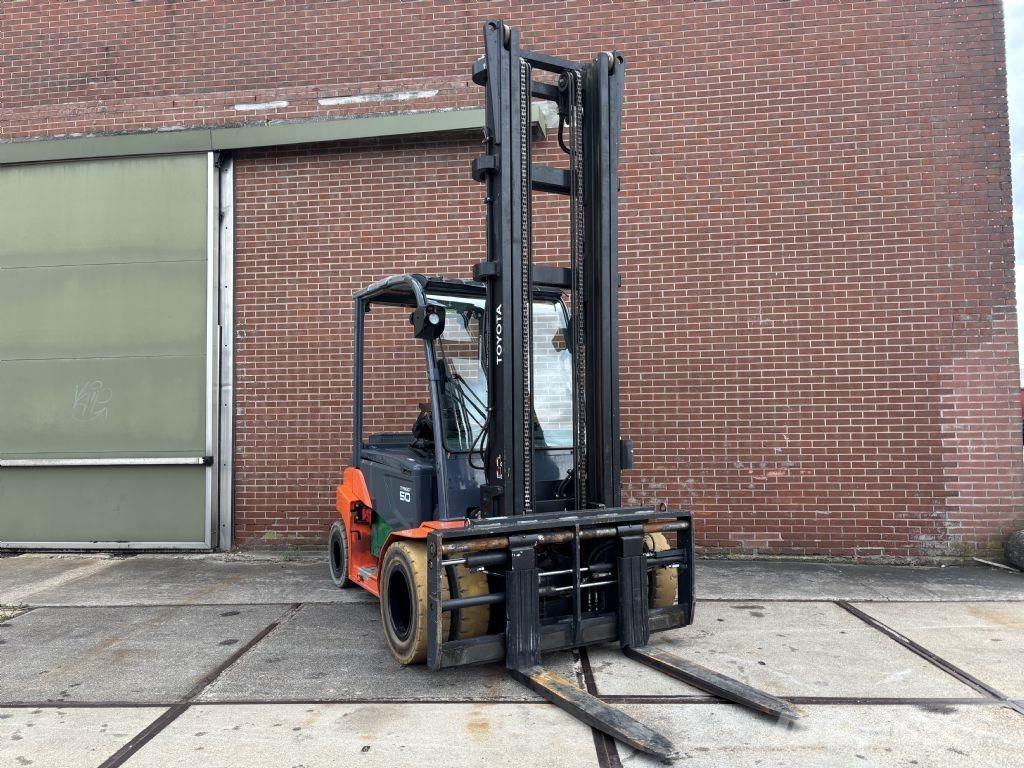 Toyota 8FBMT50 Elektrische heftrucks