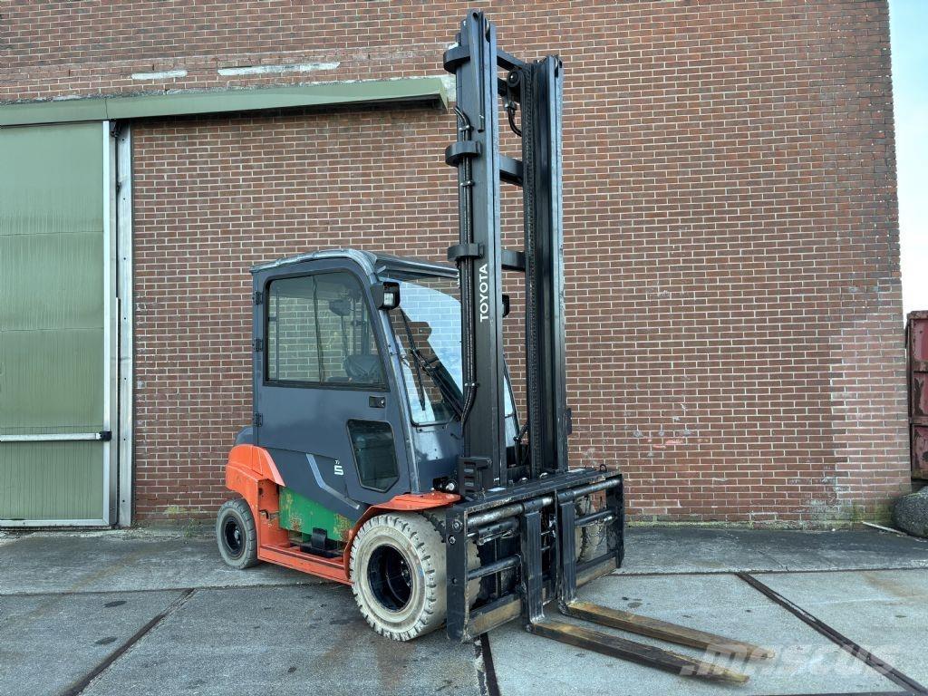 Toyota 8FBMT50 Elektrische heftrucks