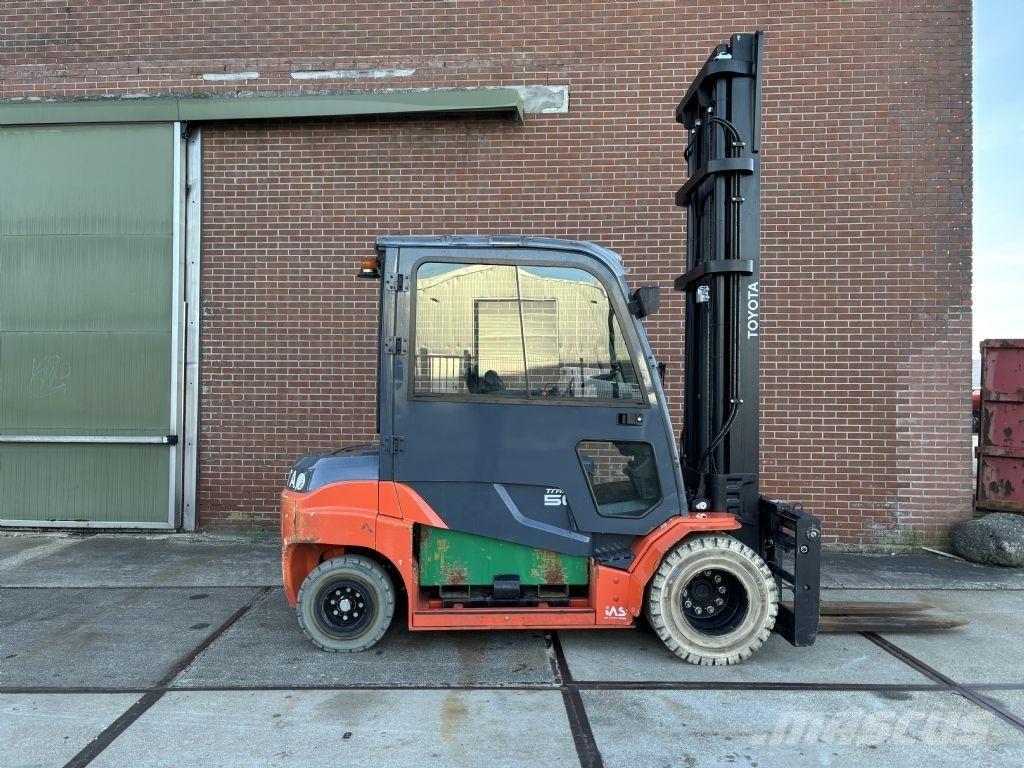 Toyota 8FBMT50 Elektrische heftrucks