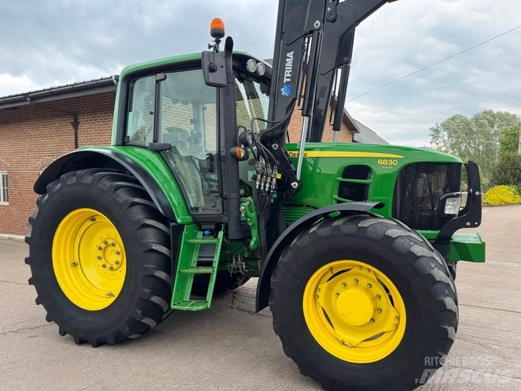 John Deere 6830 Tractoren