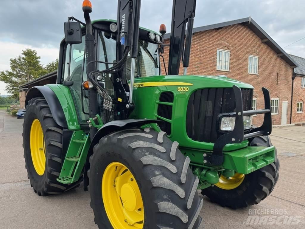 John Deere 6830 Tractoren
