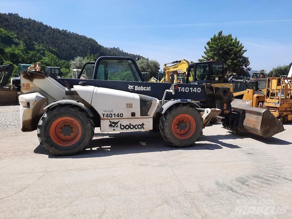 Bobcat T40-140 Reachtruck voor hoog niveau