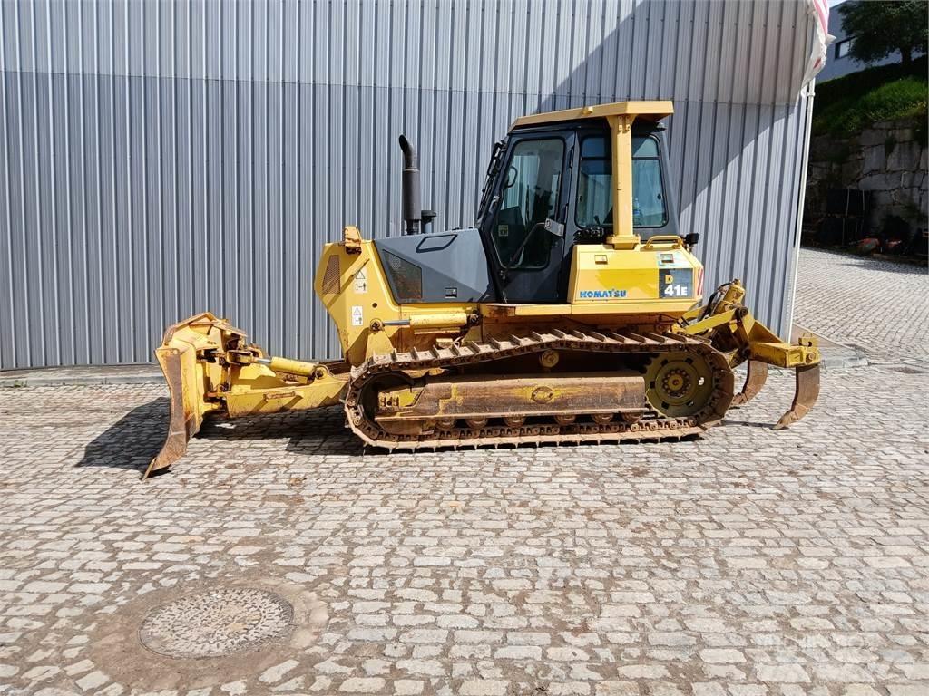 Komatsu D41E-6 Pijpenleggers