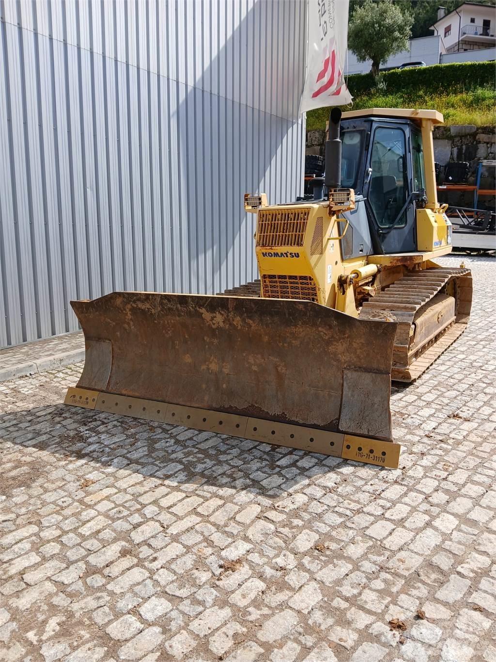 Komatsu D41E-6 Pijpenleggers