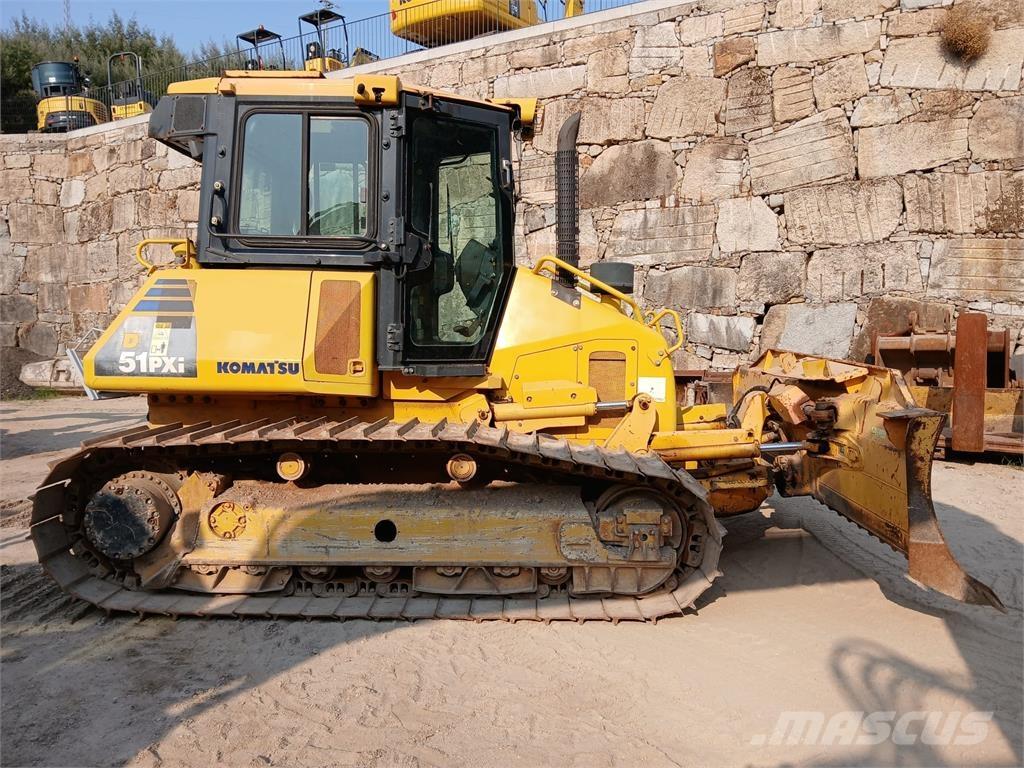 Komatsu D51PXI-22 Pijpenleggers