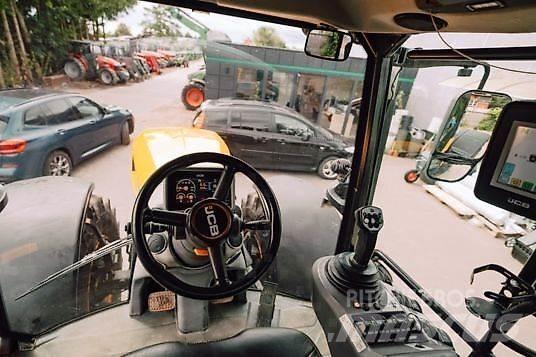 JCB FASTRAC 4220 Tractoren
