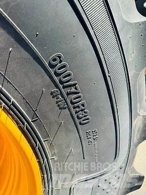 JCB FASTRAC 4220 Tractoren