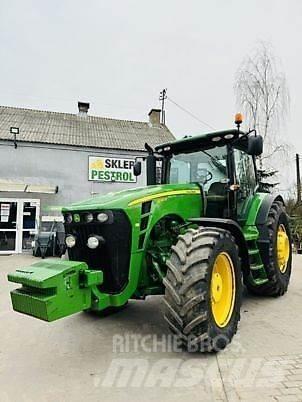 John Deere 8345R Tractoren