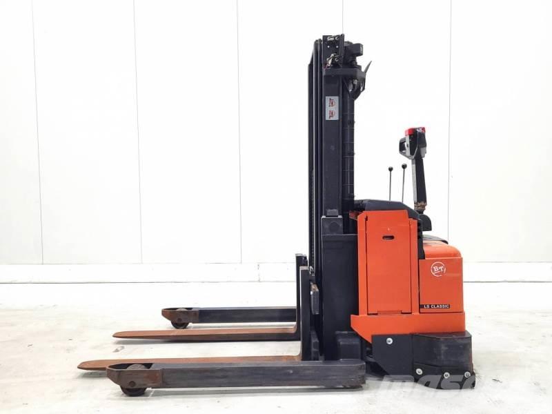 BT LST1350/12 Meeloop stapelaar