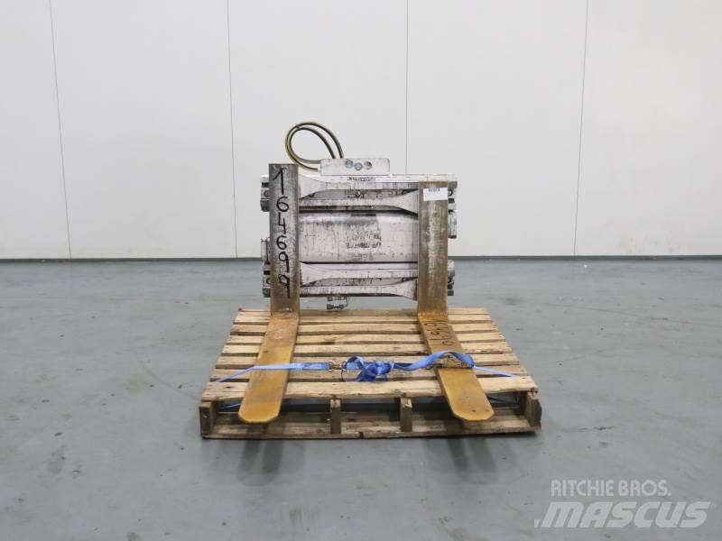 Cascade 40D-FP-102A Spreaders