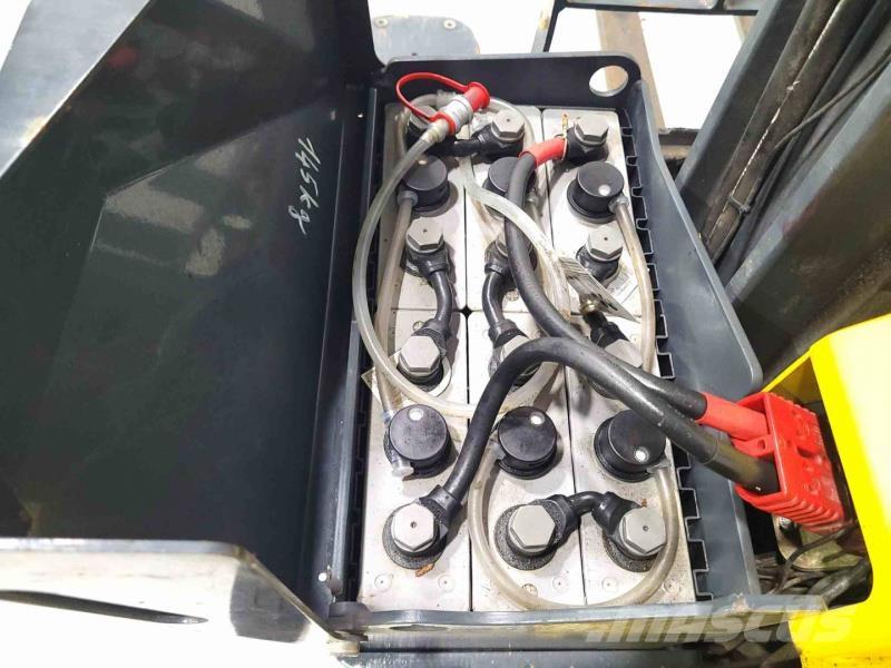 Combilift COMBI-WR4 Four-way truck