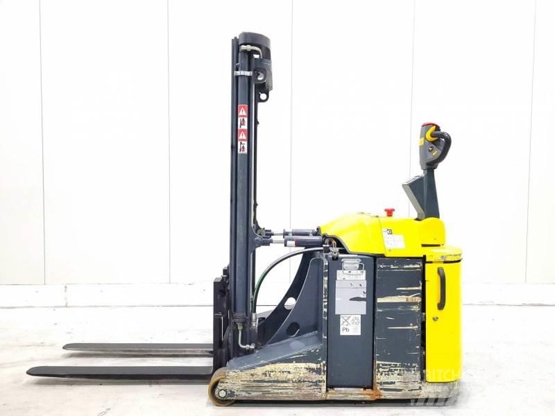 Combilift CS1500 Zelfrijdende stapelaars