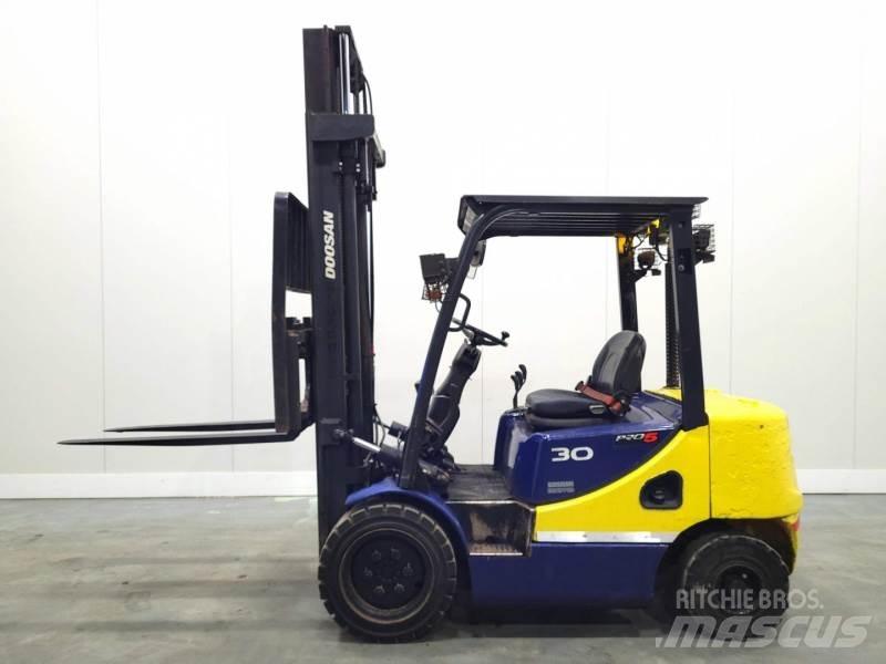 Doosan D30S-5 Diesel heftrucks