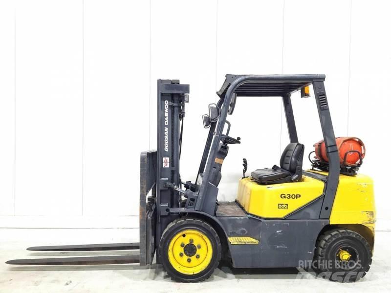Doosan GP30-3 LPG heftrucks